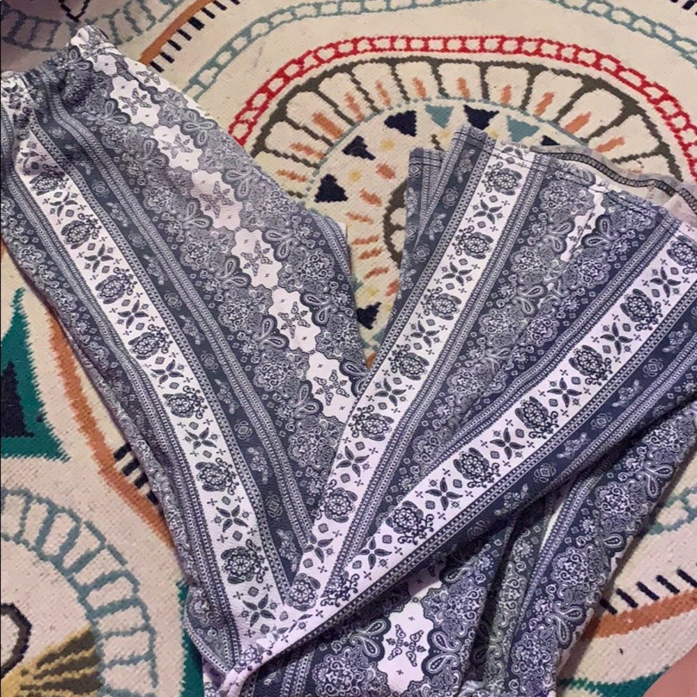 printed blue and white pants